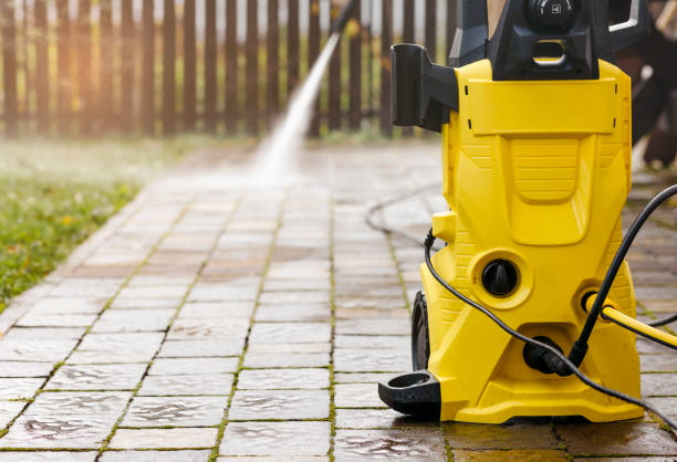 Best Soft Washing  in Broadview, IL